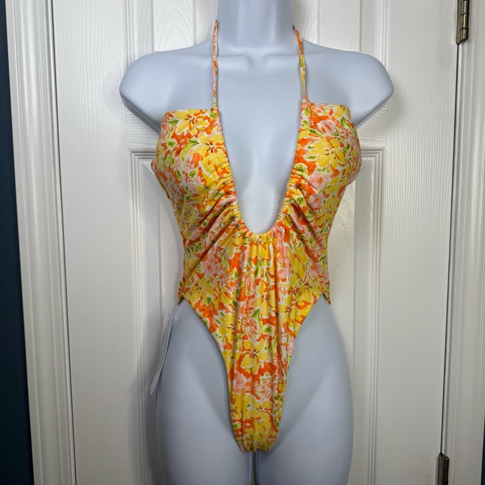 Princess Polly Deep Neckline Monokini Swimsuit